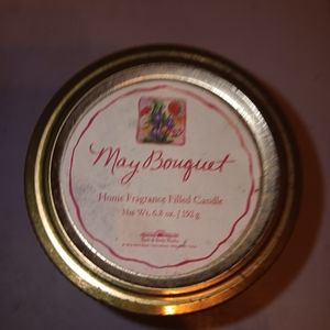 Vintage Bath & Body Works May Bouquet Candle net weight 6.8 oz